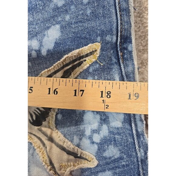OOAK Magnolia Boho Reworked Levi Jeans Upcycle Boyfriend Indie Cat Adjusts 26-32 - Picture 3 of 16